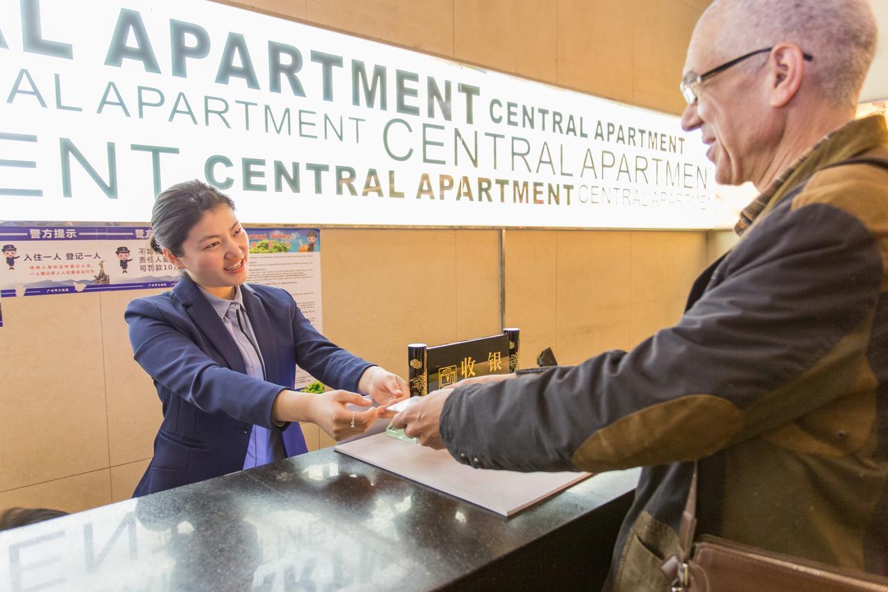 Central International Apartment Foshan Bagian luar foto